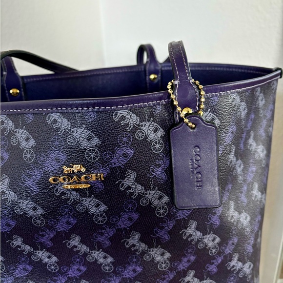 Is Purple Your Passion?? This REVERSIBLE COACH Tote Bag Belongs In Your Closet - Picture 5 of 5